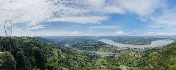 俯瞰美心紅酒小鎮。景區供圖