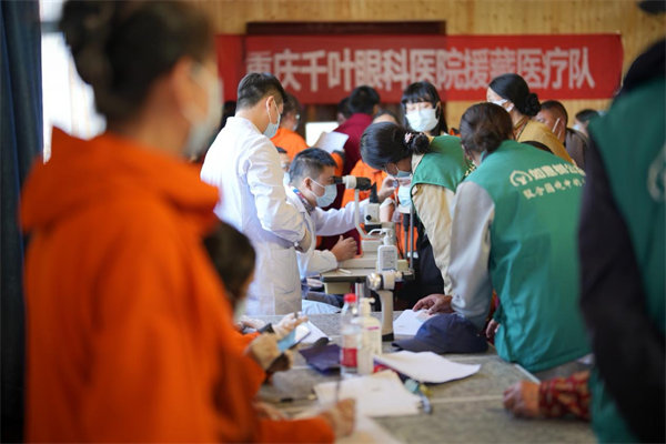 診療現場。千葉眼鏡供圖