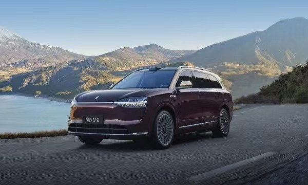 問界M9。賽力斯供圖