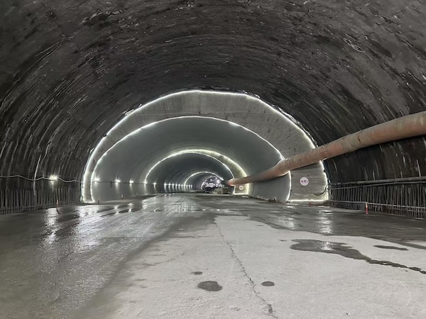 科學城隧道工程雙洞順利貫通。項目部供圖