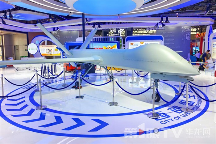 彩虹-4無人機飛行器。第1眼TV-華龍網記者 石濤 攝