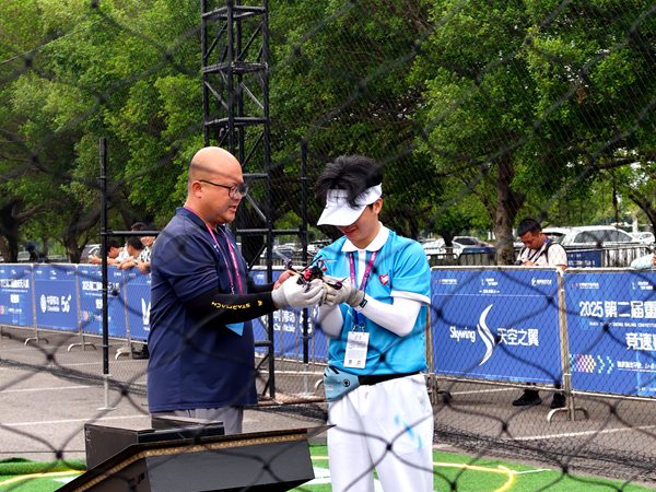 志愿者進行服務。任峰攝