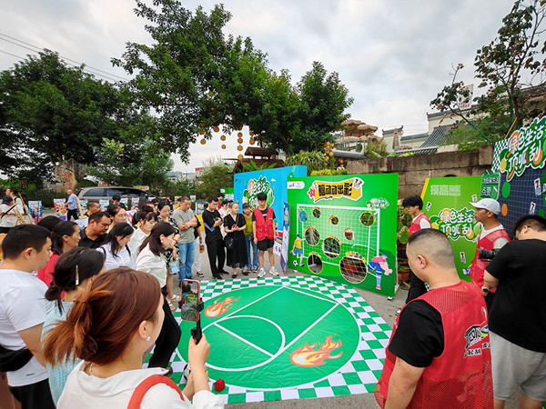 活動為市民帶來了一系列充滿運動樂趣的互動挑戰環節。重慶體彩供圖
