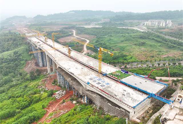 椿萱大道3號橋貫通