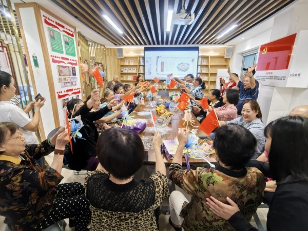 活動現場?；▓@新村社區供圖