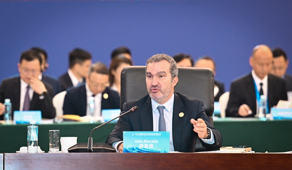 嘉士伯集團執行副總裁喬若昂。受訪者供圖