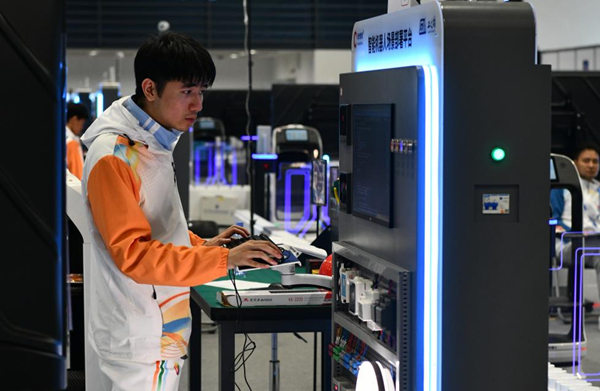 宗渝順備賽期間反復訓練。重慶能源工業技師學院供圖