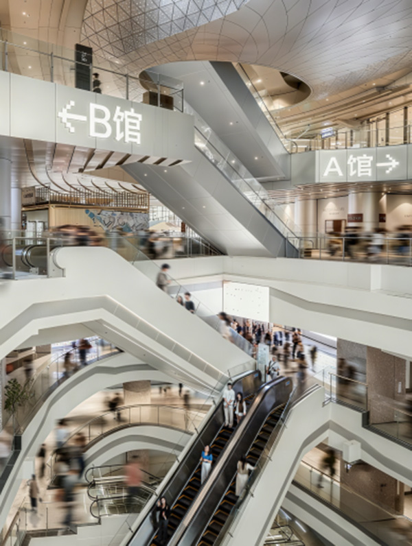 全國首個高鐵TOD全面貫通 龍湖重慶金沙天街實現“站城融合”