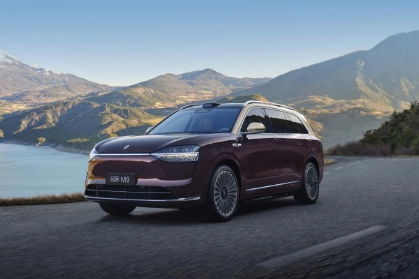 問界M9。賽力斯供圖