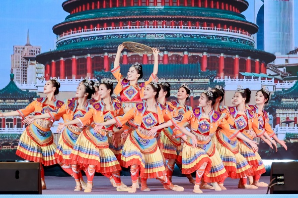 現場文藝演出。江北區委宣傳部供圖